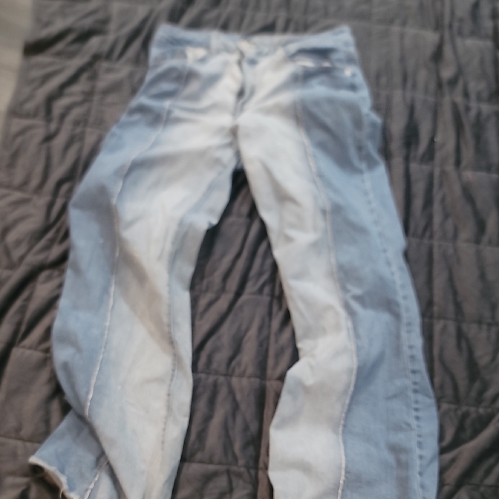 Women's Light Blue Jeans